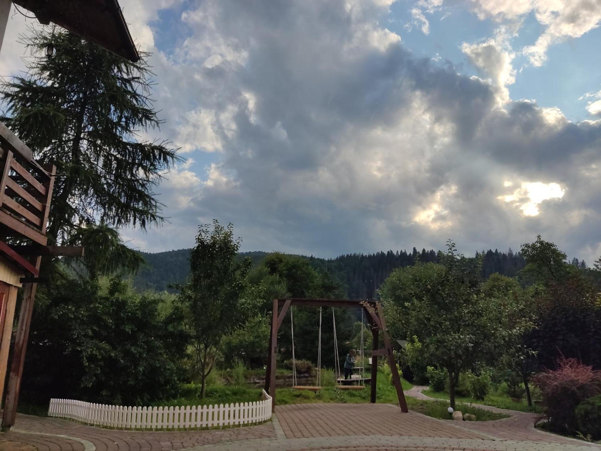 Апартаменти "У Кузьмича" 2 Mykulytschyn Exterior foto