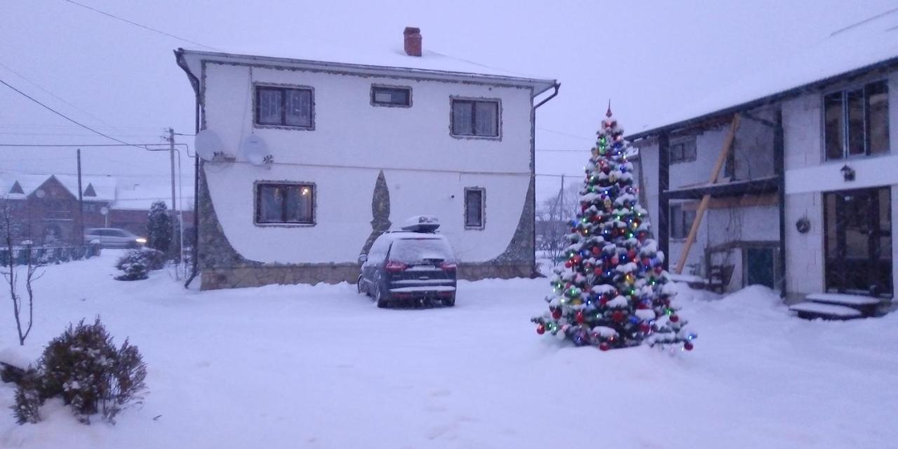 Апартаменти "У Кузьмича" 2 Mykulytschyn Exterior foto